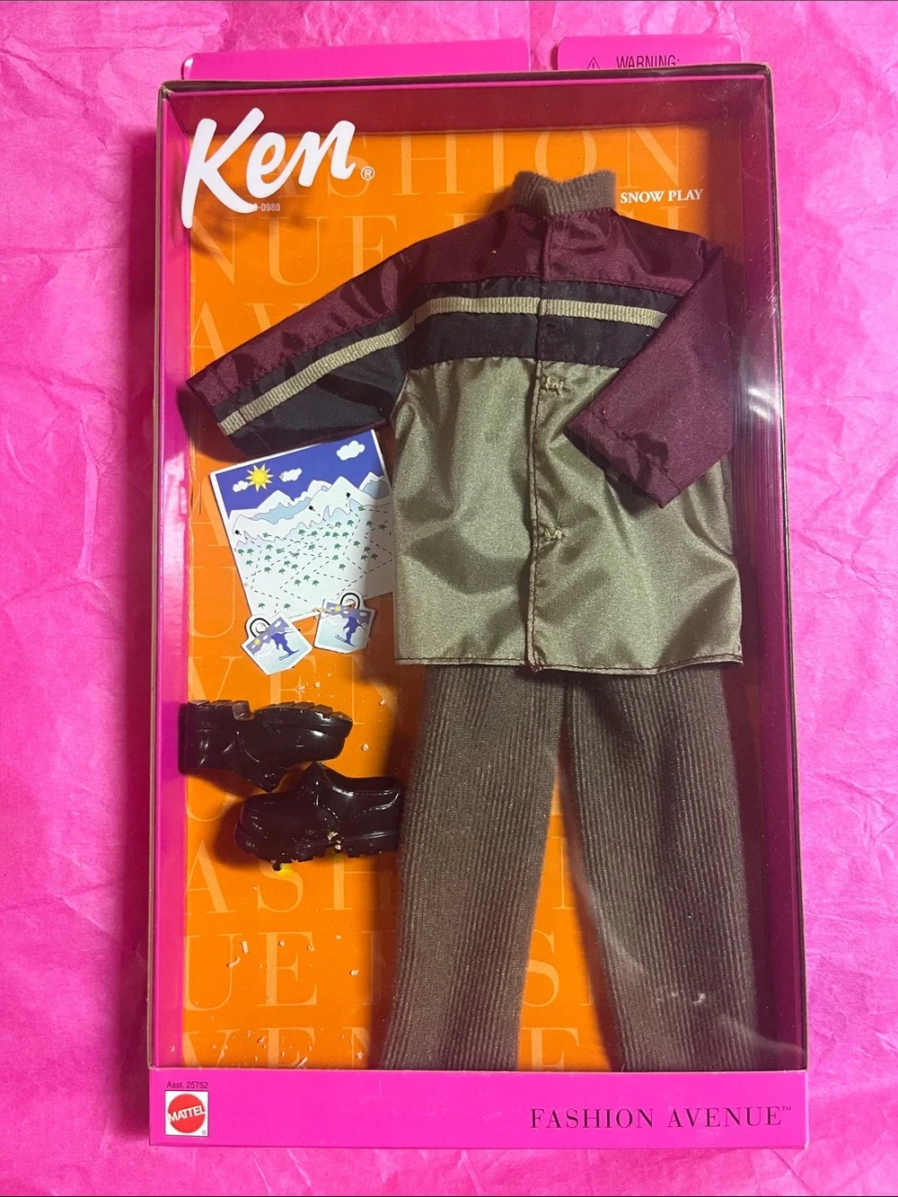 1999 Barbie Fashion Avenue Ken Snow Play clothing set, model #25752 NRFB